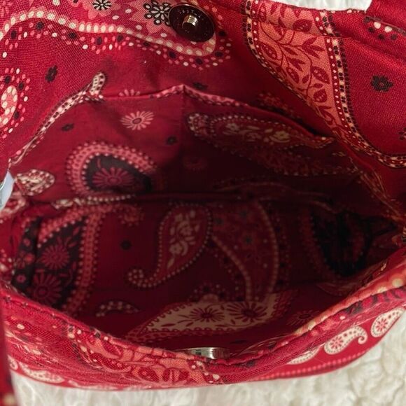 VERA BRADLEY Mesa Red Paisley Sherry Bag Purse Handbag Retired May 2006 Bandana - Picture 8 of 11